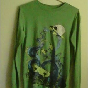 Green shirt